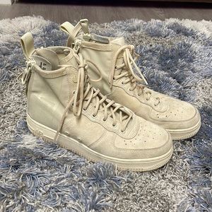 Nike Women’s SF Air Force Mid ‘Fossil’, Size 8
